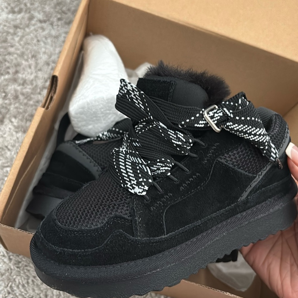 UGG SHOES TODDLER